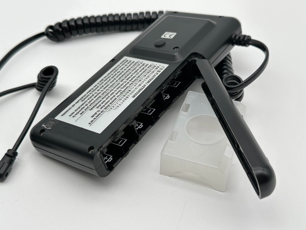 Nikon SD-8A High Performance Battery Pack for Nikon Speedlight Units