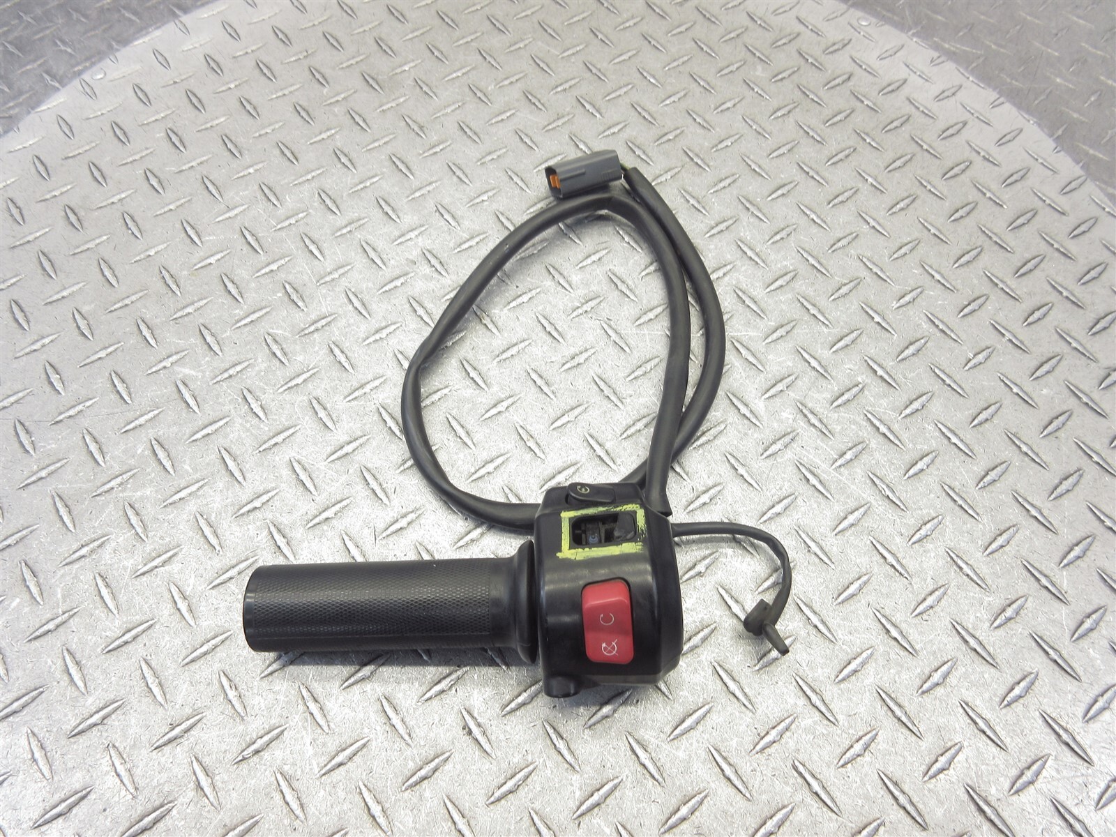 2013 11-18 Triumph Thunderbird Storm Right Handlebar Switch Throttle Control