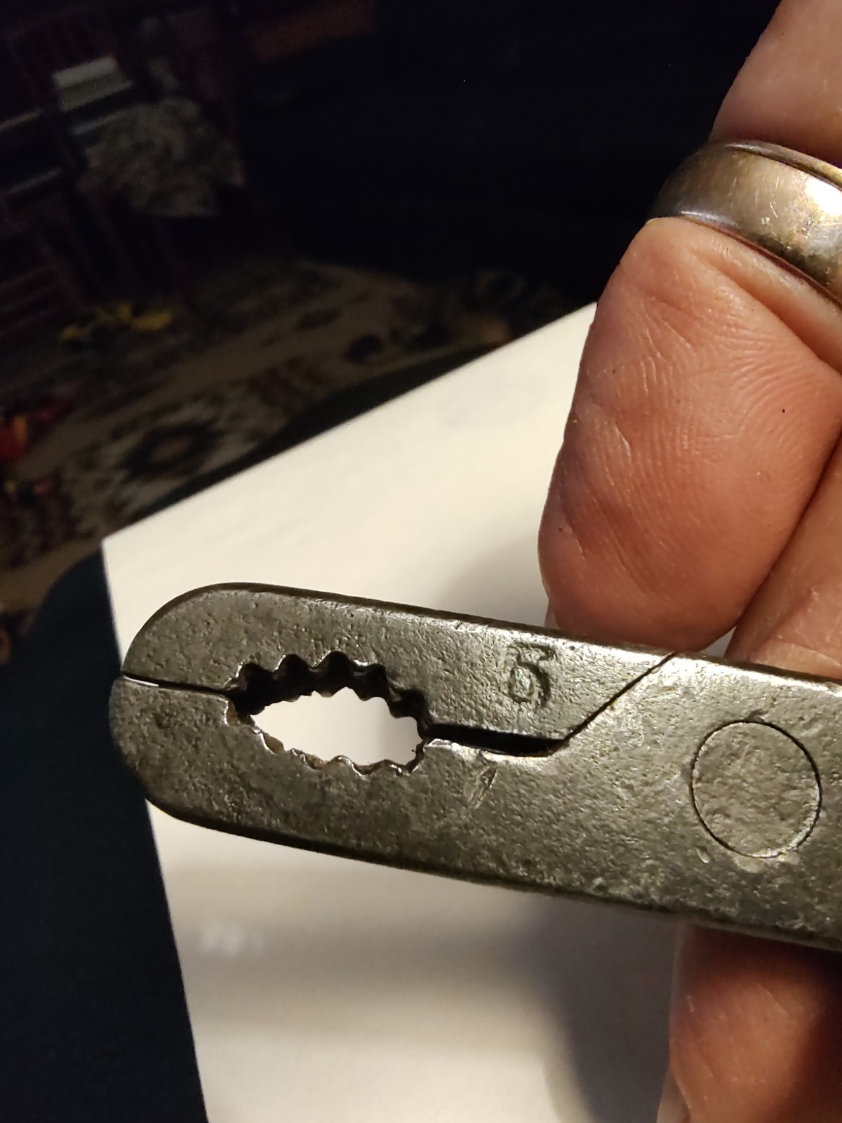 C S Osborne 5" gas burner pliers