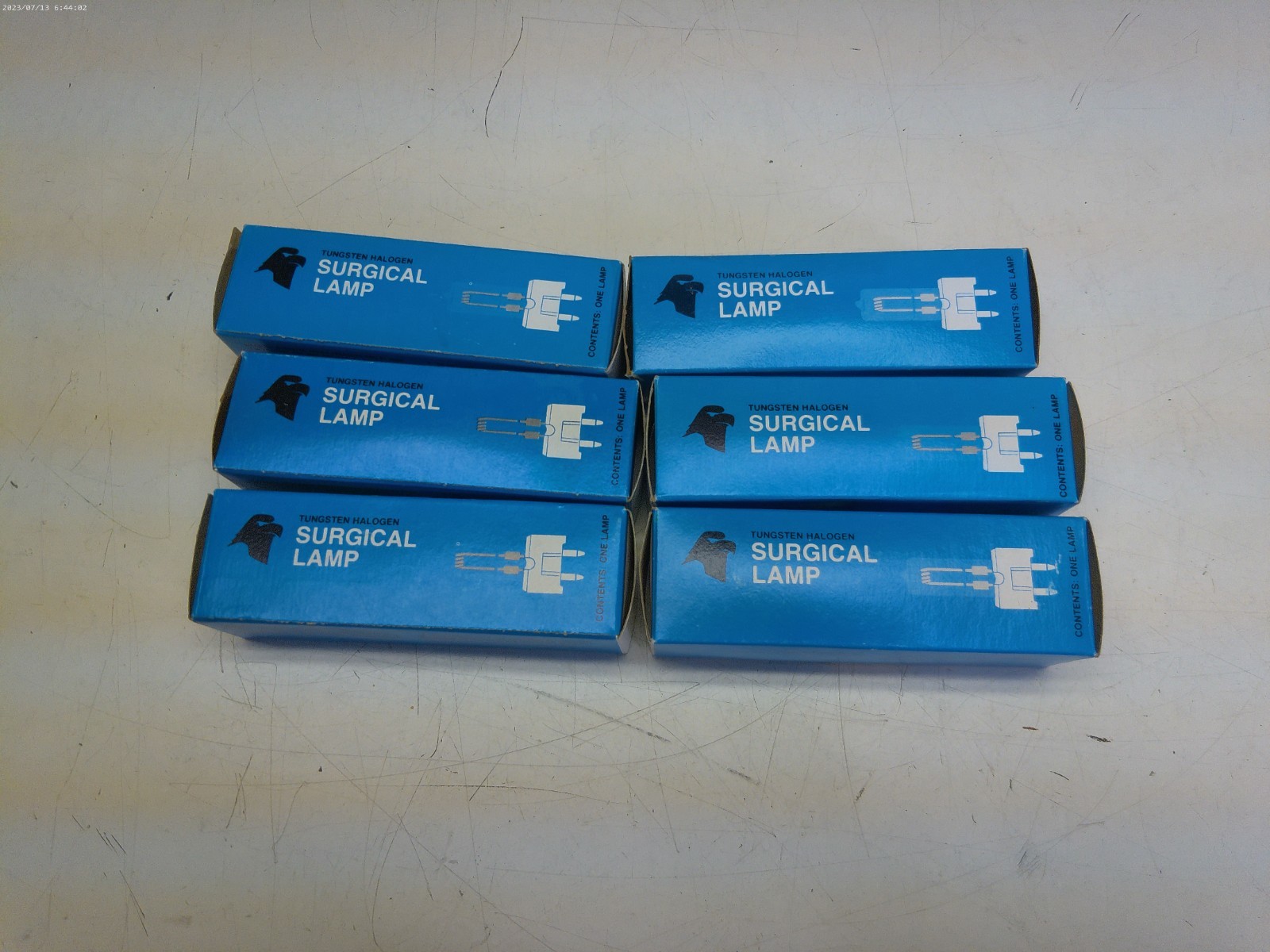 Lot 6) Tungsten Halogen Surgical Lamp P-129249-001