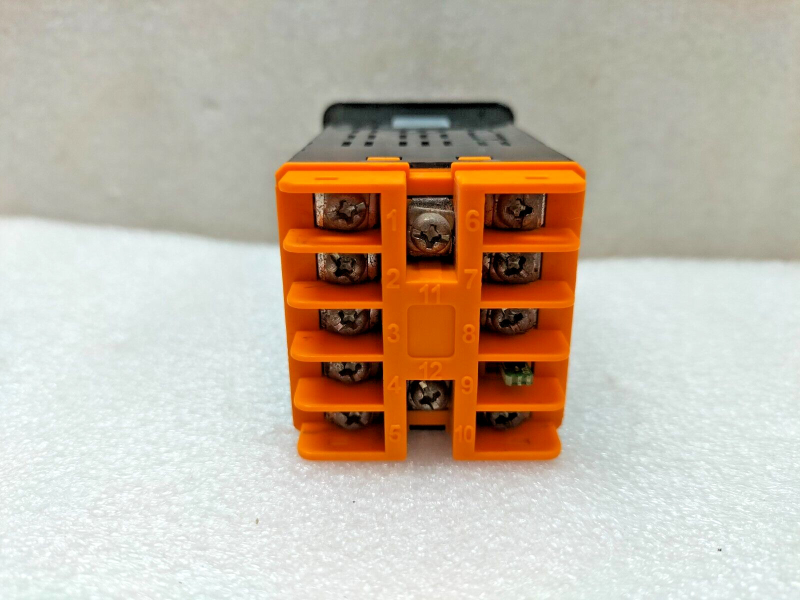 SELEC TC544A DIGITAL TEMPERATURE CONTROLLER