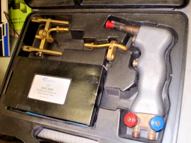 HENROB Cobra DHC-2000 Oxy-Acetylene Welding Cutting Torch Kit and Oxy Regulator