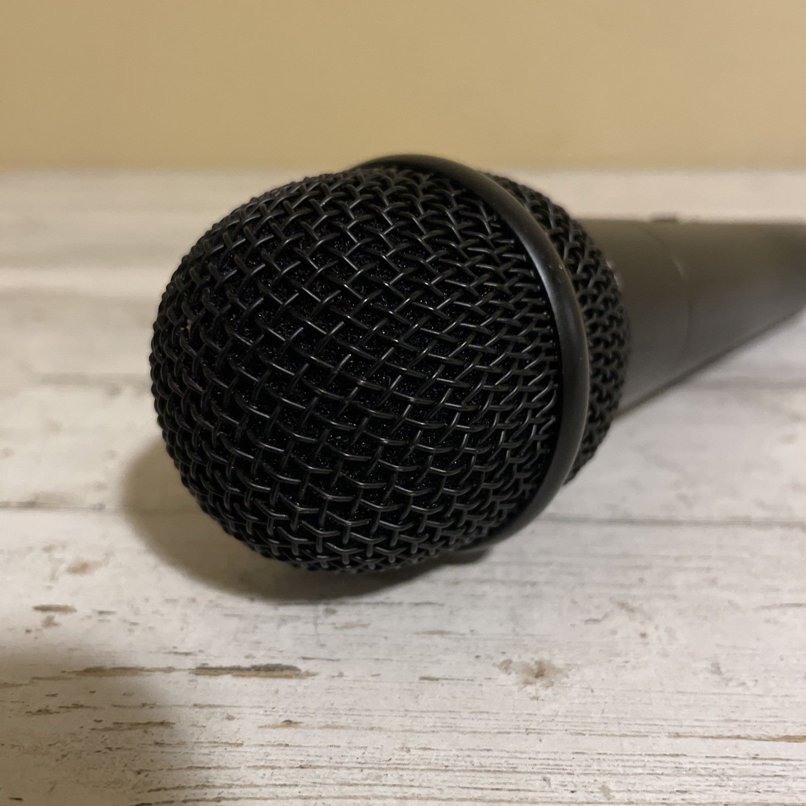 Phonic DM-680 Dynamic Stuido Microphone - No Cod - Mic Only