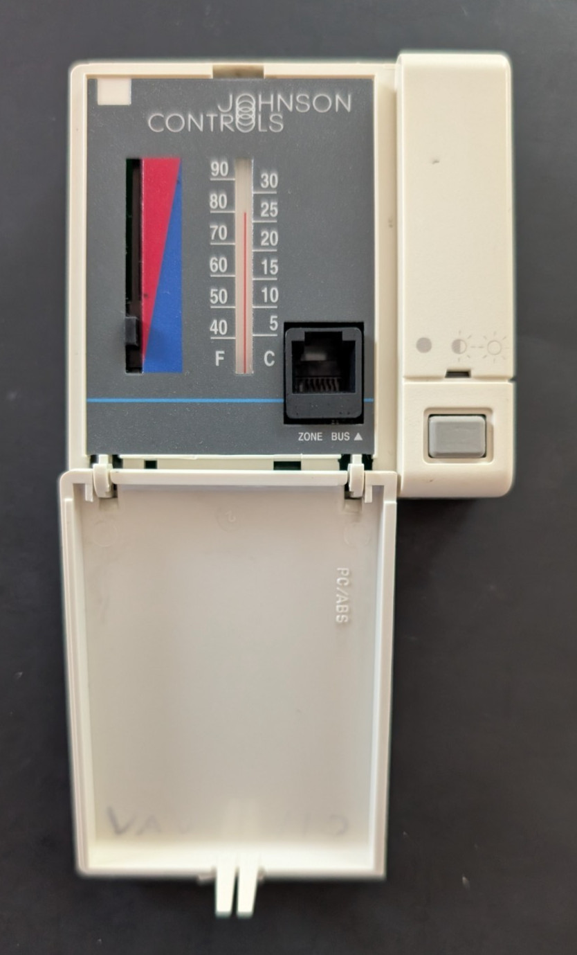 Johnson Controls TE-67NT-1B00 Temp Sensor with Backplate, Used in good condition