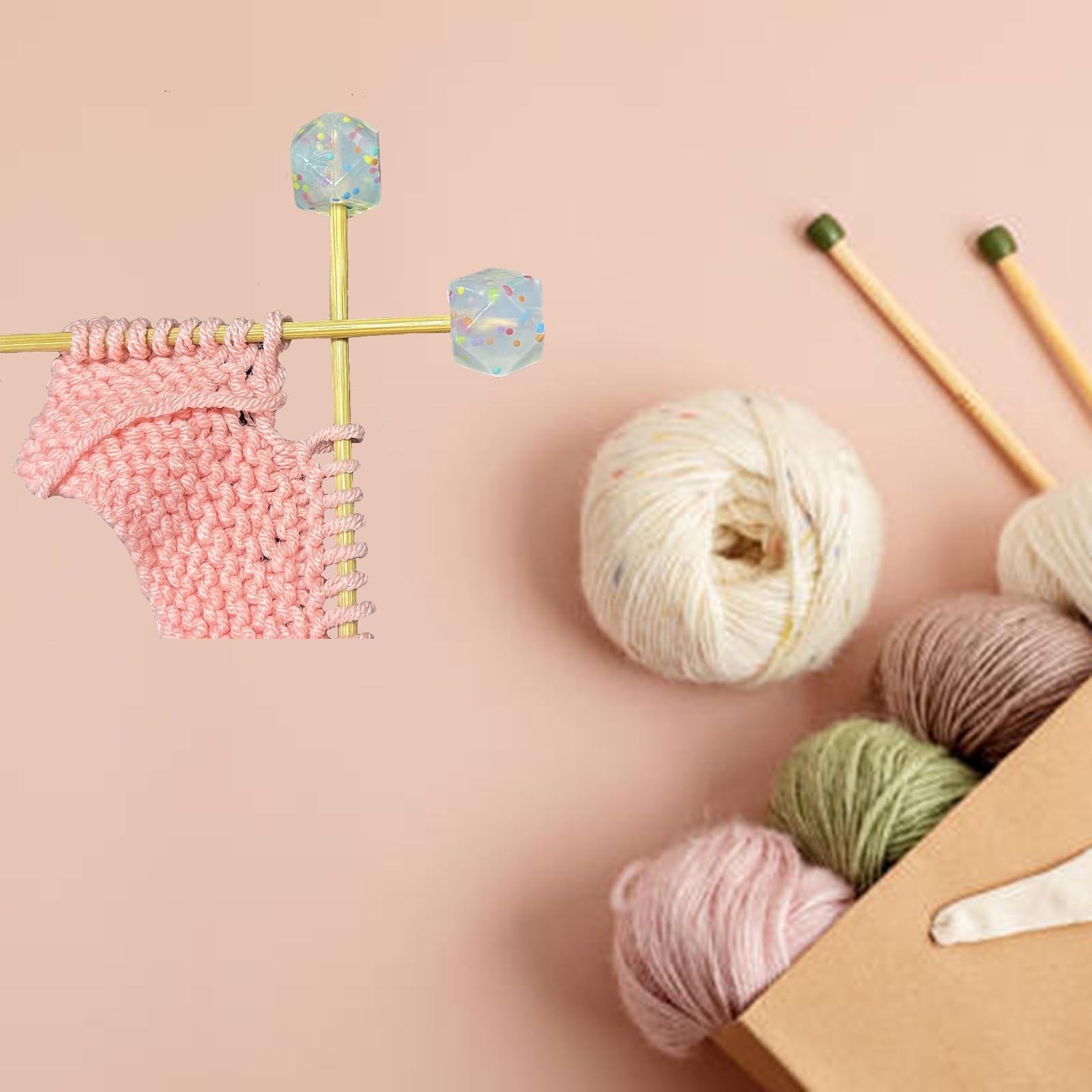SPANSEE Hexagon Knitting Needle Holders - 4 small, Stoppers
