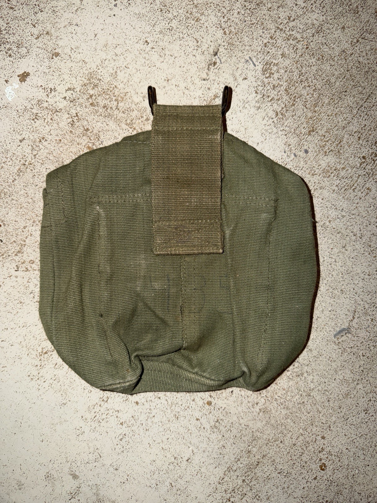 ORIGINAL BRITISH PATTERN 44 CANTEEN POUCH COVER DATED 1945 WEB GEAR