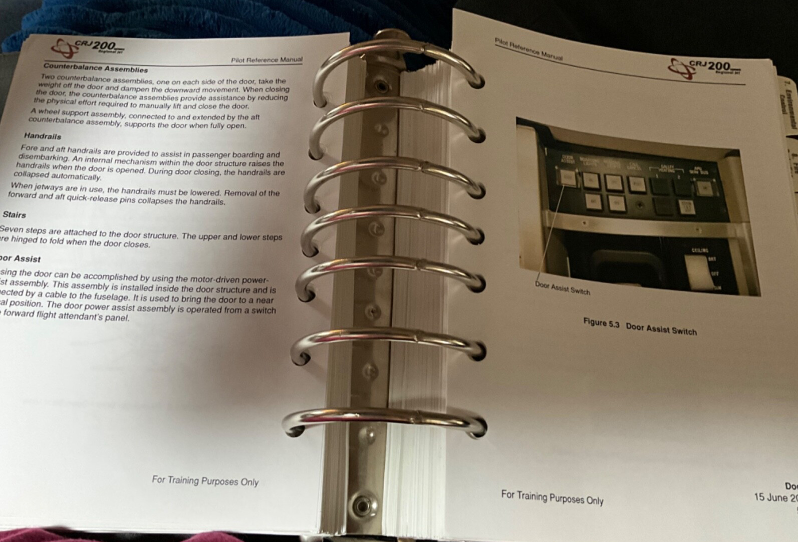 Bombardier CRJ 200 Pilot Reference Manual Volume I ONLY 2001 Training Purposes