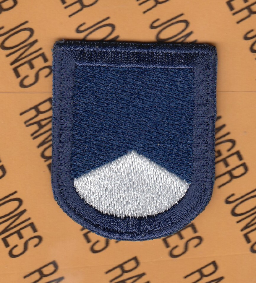 Co C 4th Bn 23rd Infantry Regt Airborne Arctic 172nd beret flash patch c/e #175