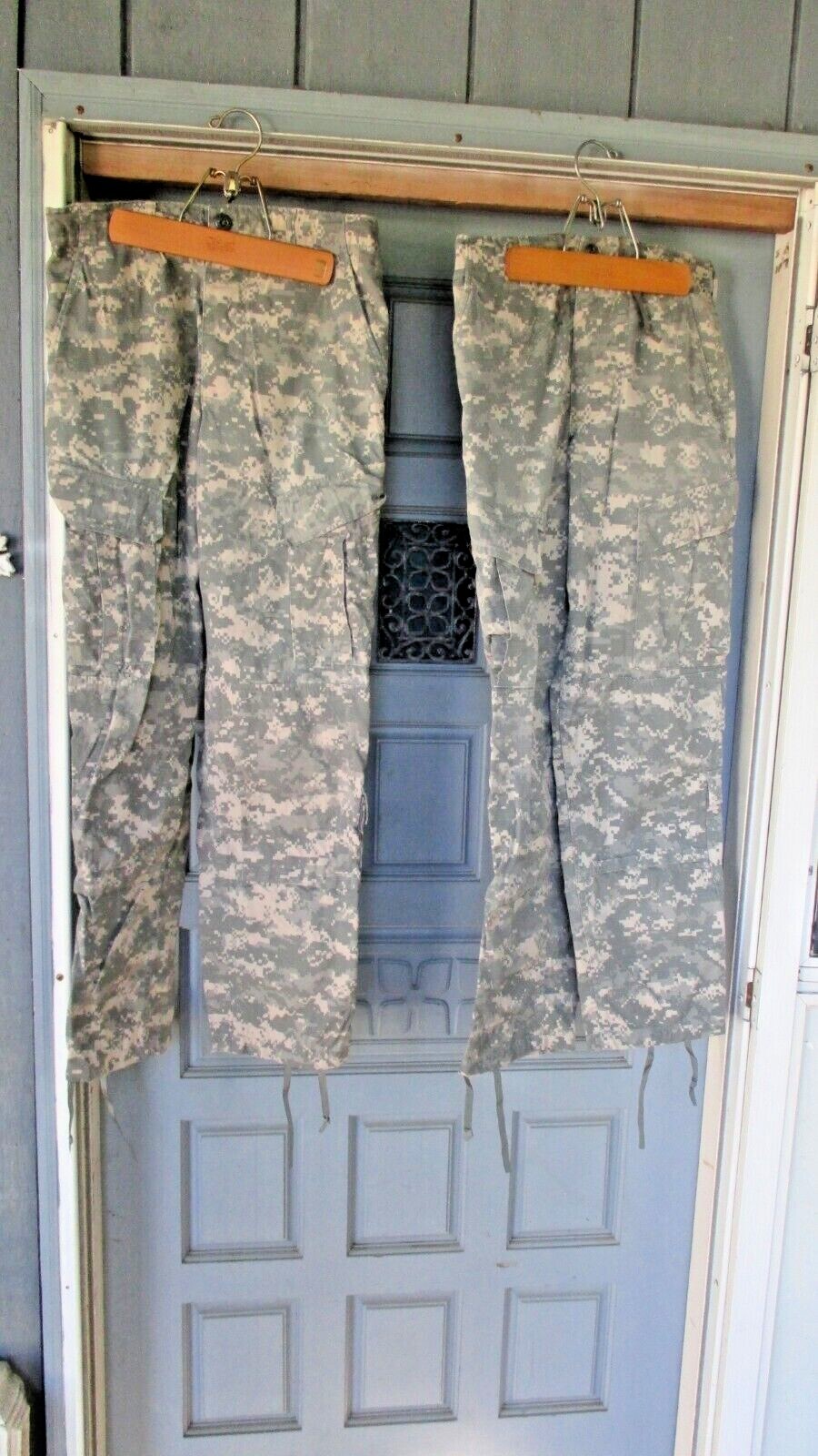 2 Pair US Army ACU Combat Pants Trousers Camo Small Reg  8415-01-519-8423