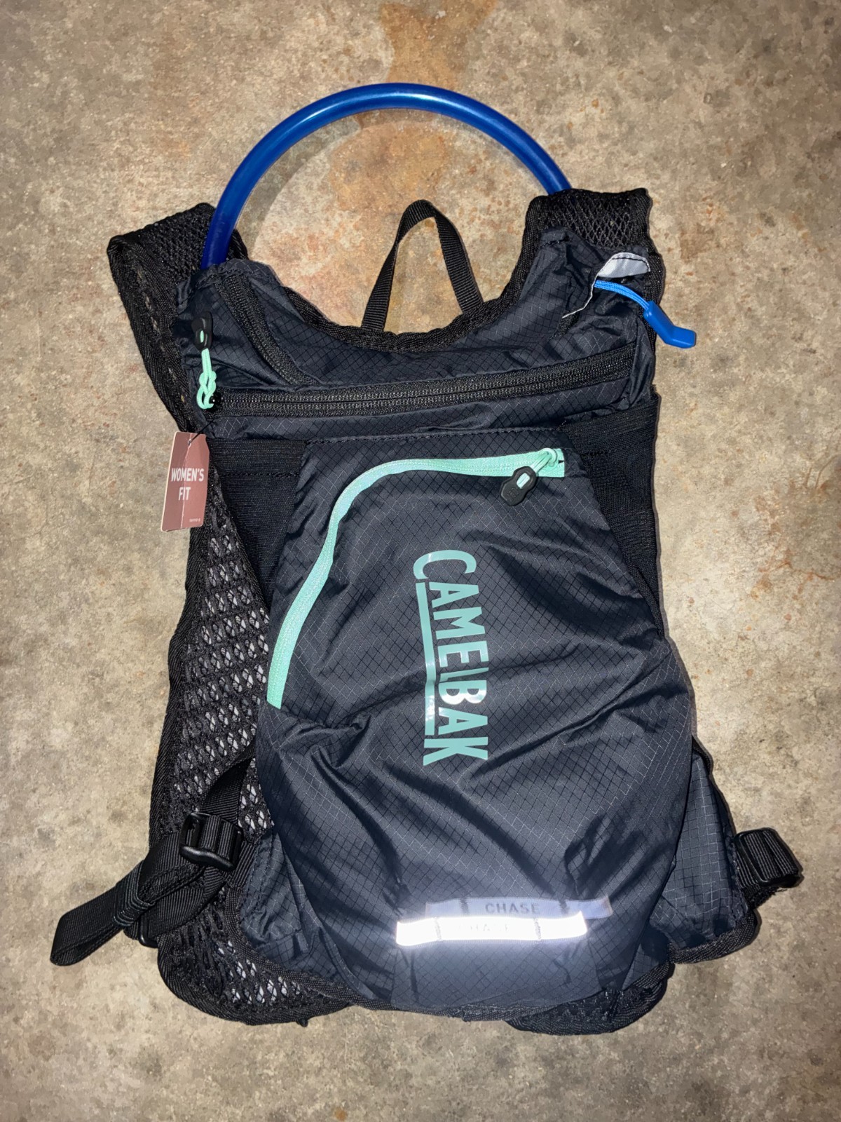 CamelBak Women's Chase 4L Hydration Vest Easy Access Pockets Green/Black