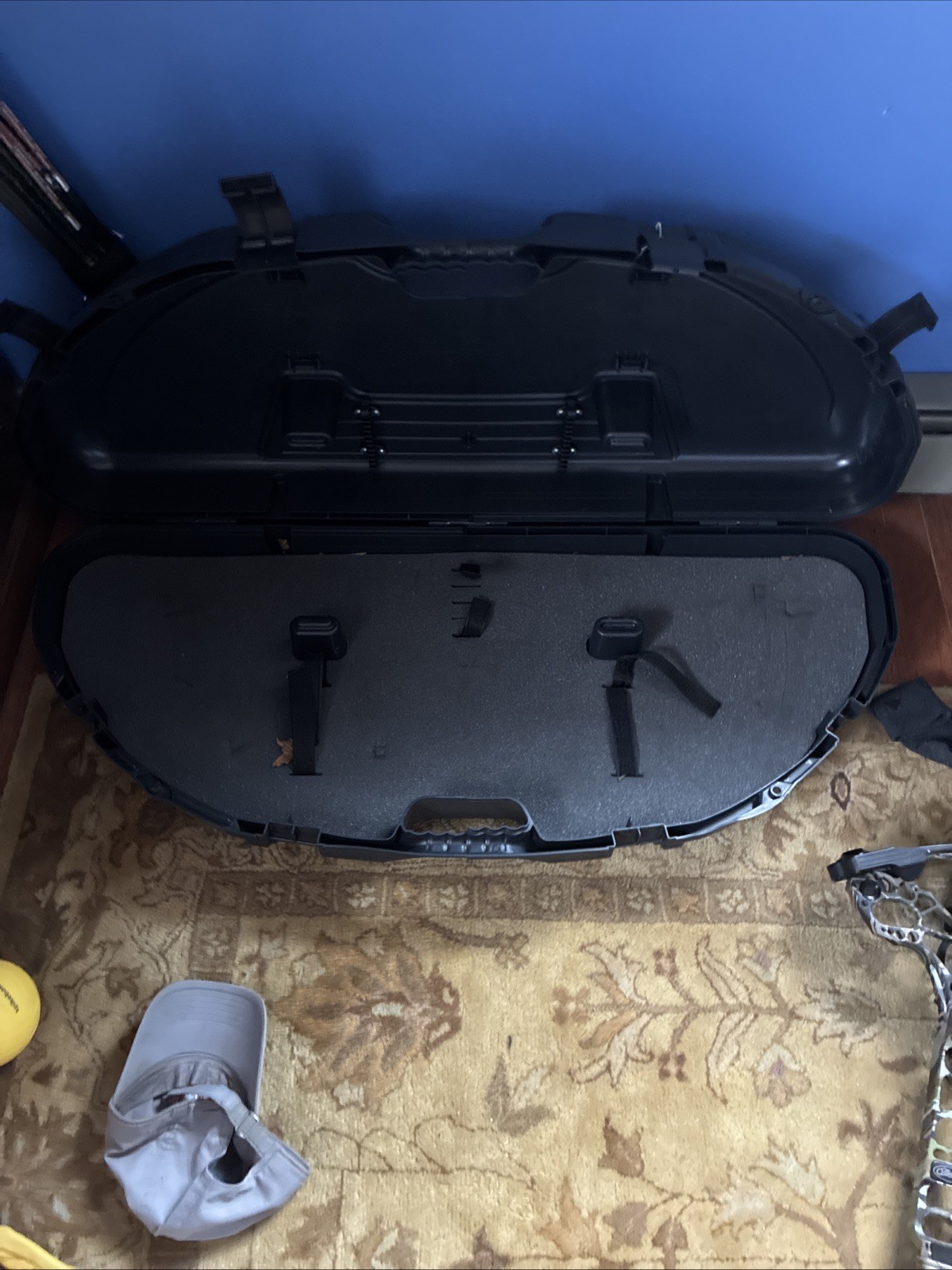 Hard Cover Bow Case