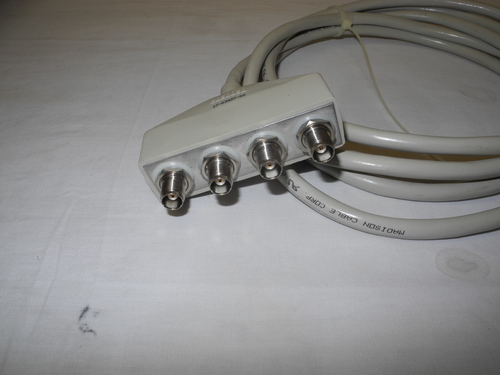 DEC DIGITAL 17-03427-02 HSJ40/HSJ50 2M 4 PORT CLUSTER INTERFACE CABLE ASSEMBLY