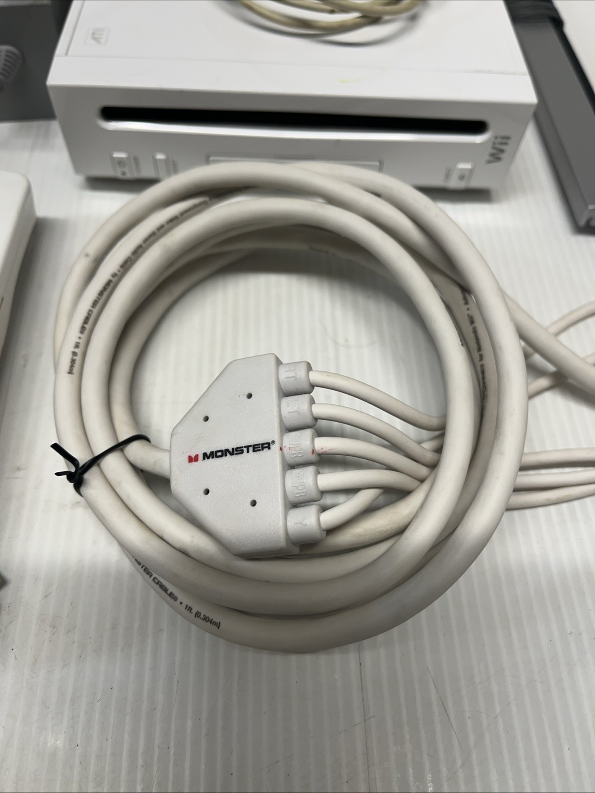 Nintendo Wii Console Bundle - RVL-001 3 Controllers AC Adapter Sensor Bar WORKS