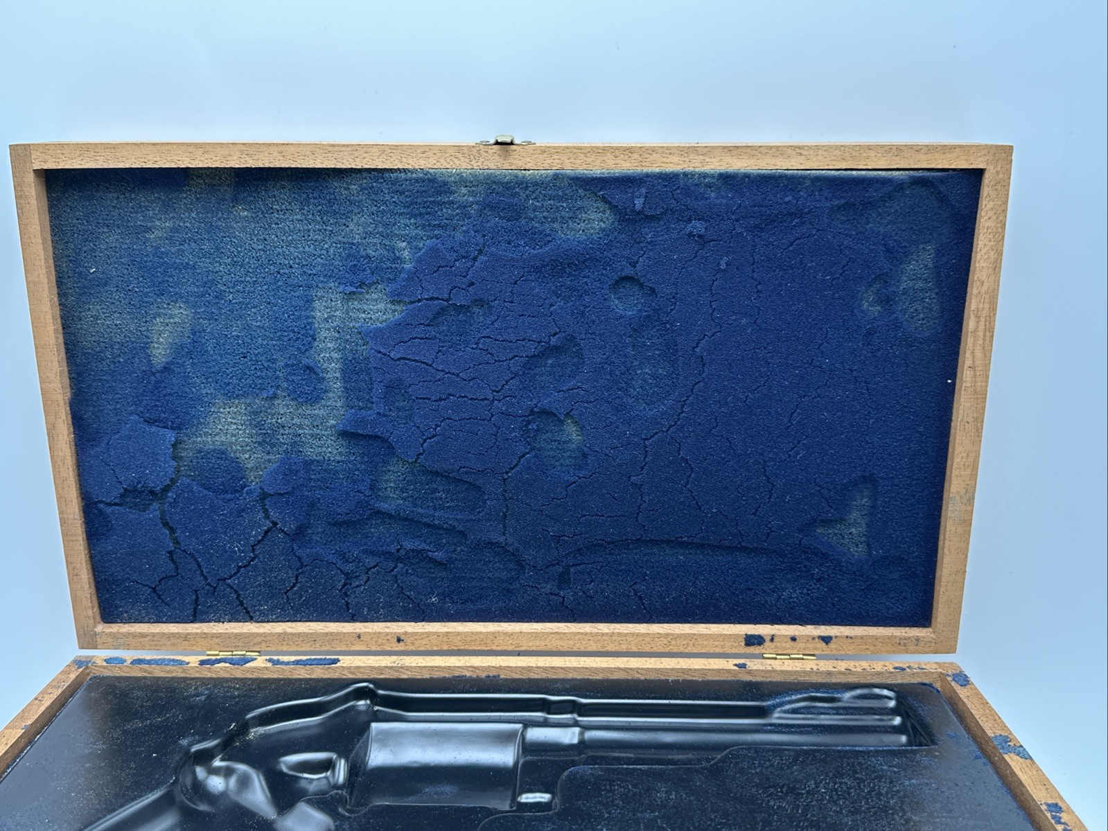 ORIGINAL S&W N-FRAME MAHOGANY PRESENTATION CASE 6" BARREL W/ DRAWER & INSERT