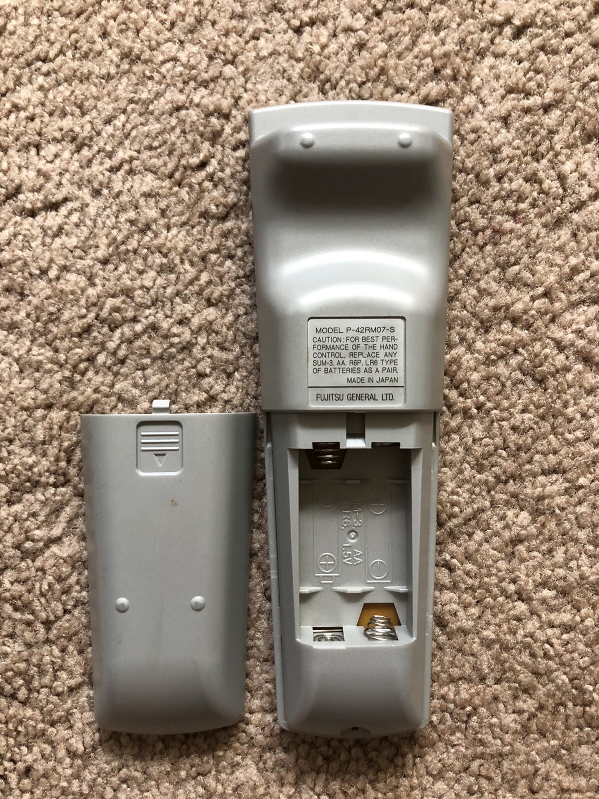 Fujitsu P-42RM07-W Remote Control