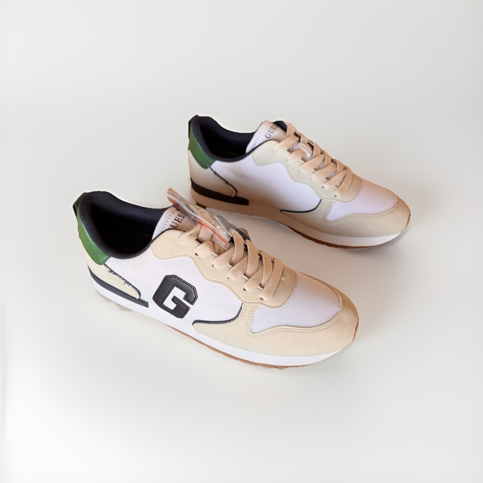 GUESS ADAX TENNIS SHOES SIZE 11 EUR 44 STYLE: GMADAX-R NEW SUMMER SNEAKERS