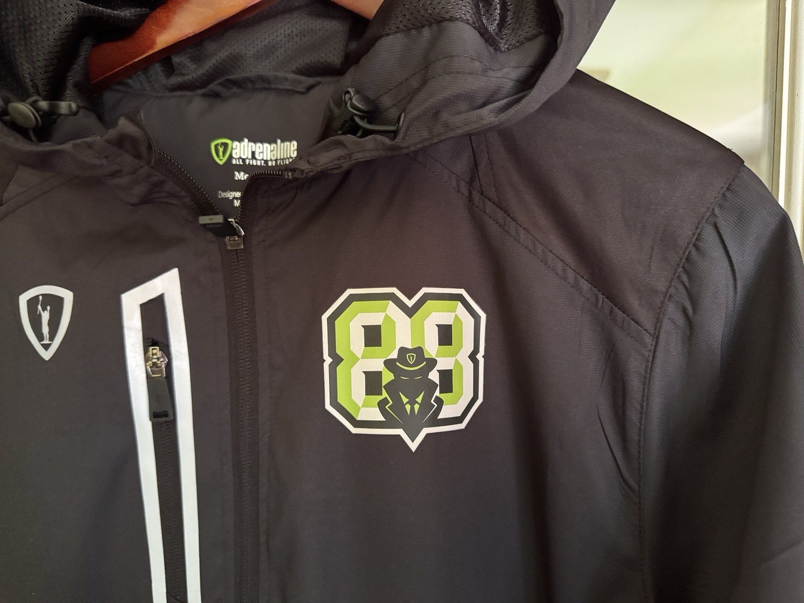 LACROSSE JACKET ADRENALINE DARTH CADER FULL ZIP PACKABLE WATERPROOF, Medium NWT!