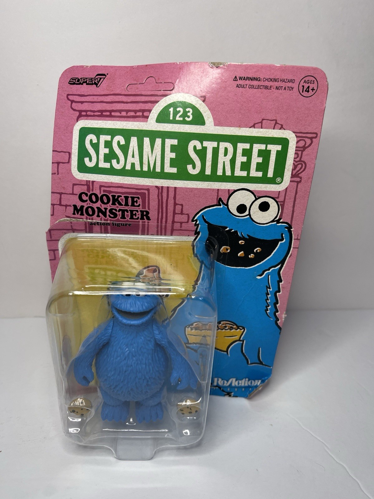 Super7 Sesame Street COOKIE MONSTER w/ COOKIES 3.75-Inch ReAction Damage box!