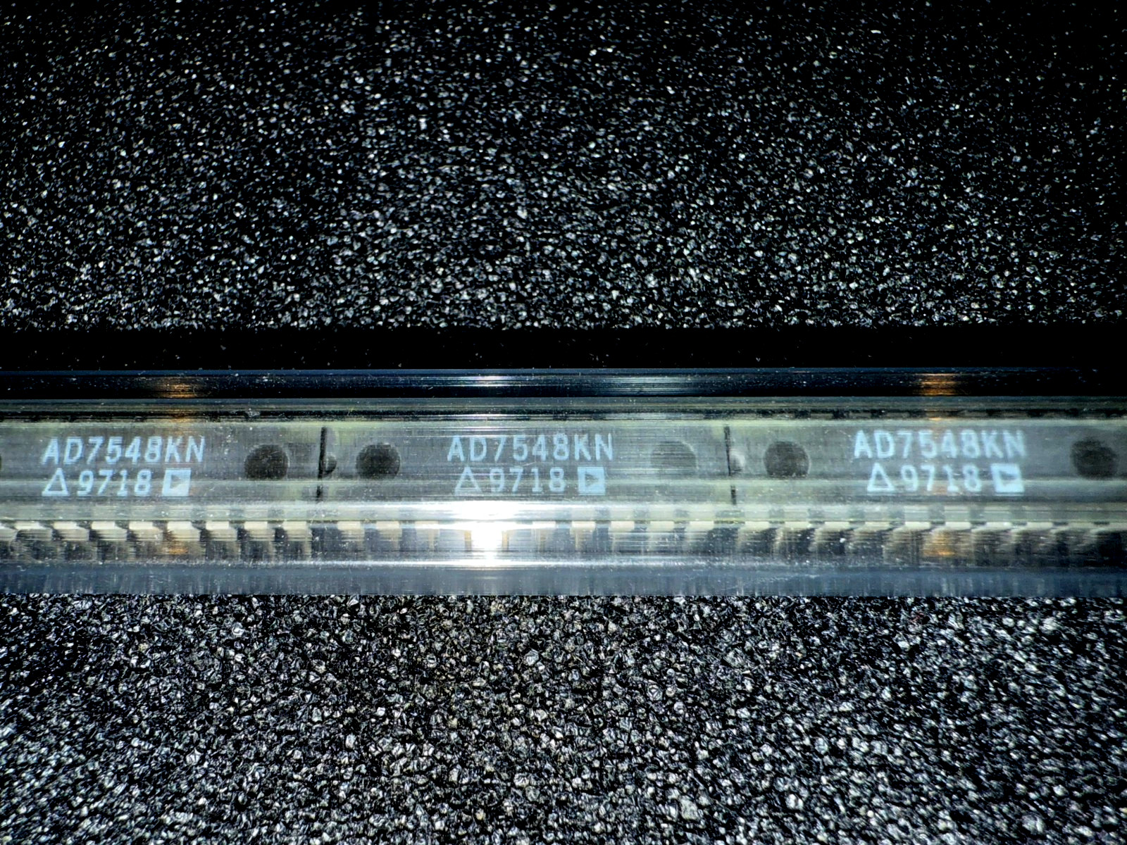 AD7548KN