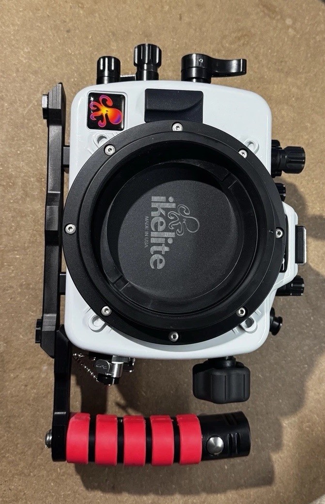Ikelite 200DL Underwater Housing for Sony A9 II and A7R IV + Xtras! NEVER USED!