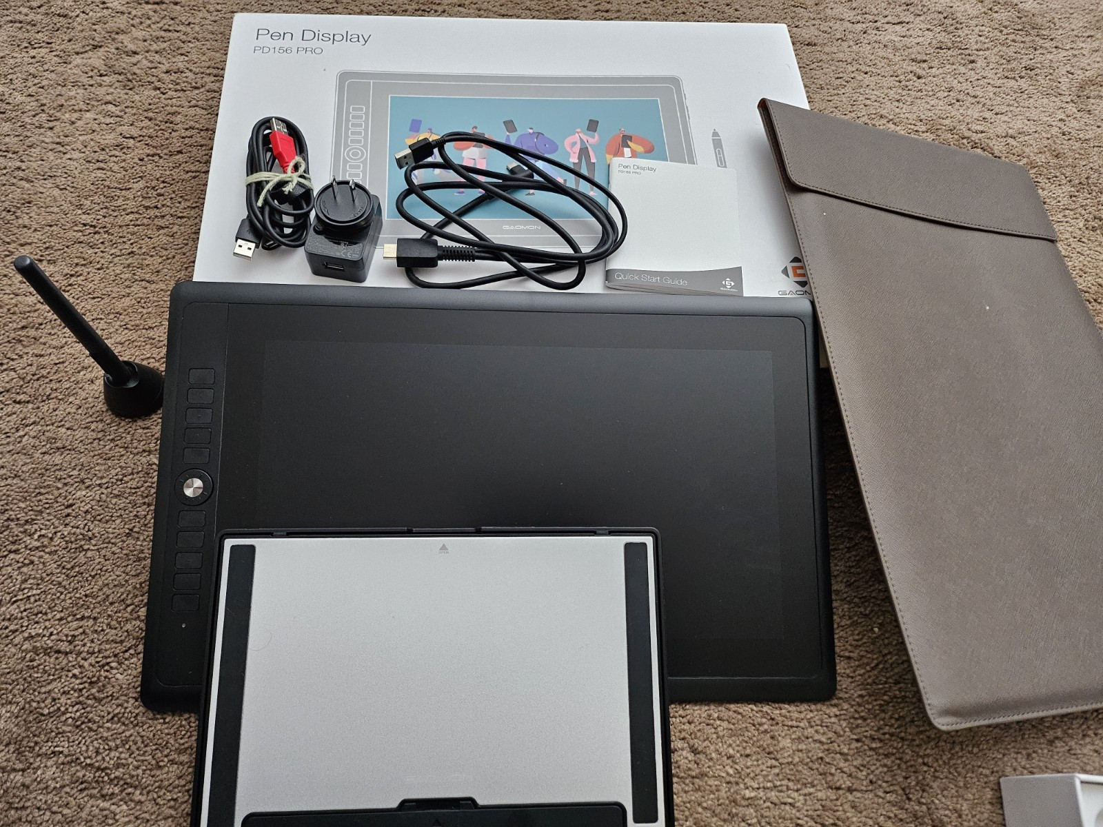 GAOMON PD156 PRO Graphics Tablet Pen Display USB w/ Stylus, Cables