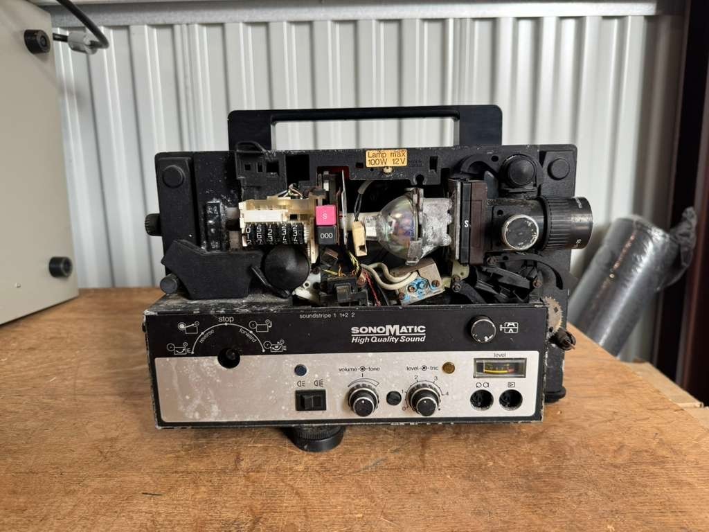 Vintage Eumig 824 Sonomatic Dual 8mm Sound Film Projector