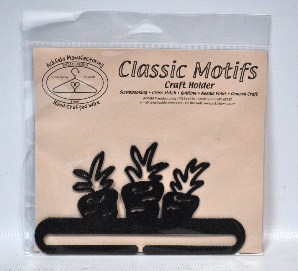 Classic Motifs 6 Inch Carrot Top Craft Holder