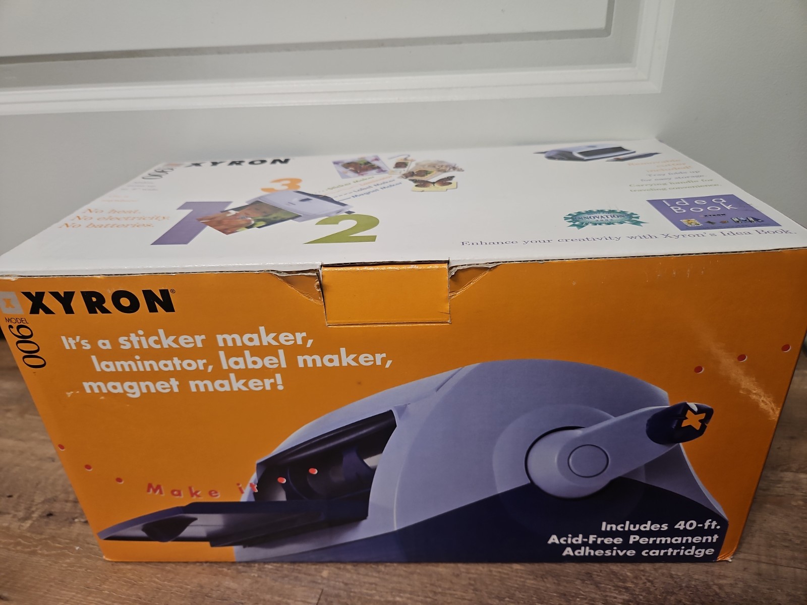 Xyron Sticker Maker Machine Label Maker Model 900 Laminator  XRN900 New In Box