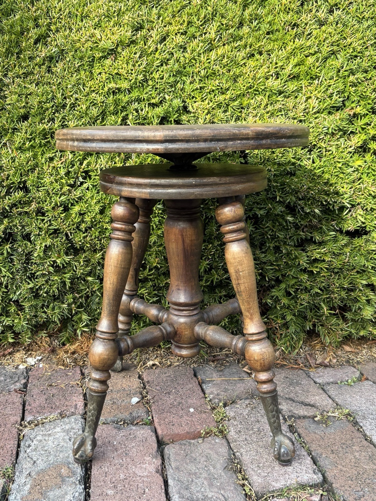 Antique Victorian BALL & CLAW FOOT Glass Ball PIANO Adjustable Stool Racine Mfg.