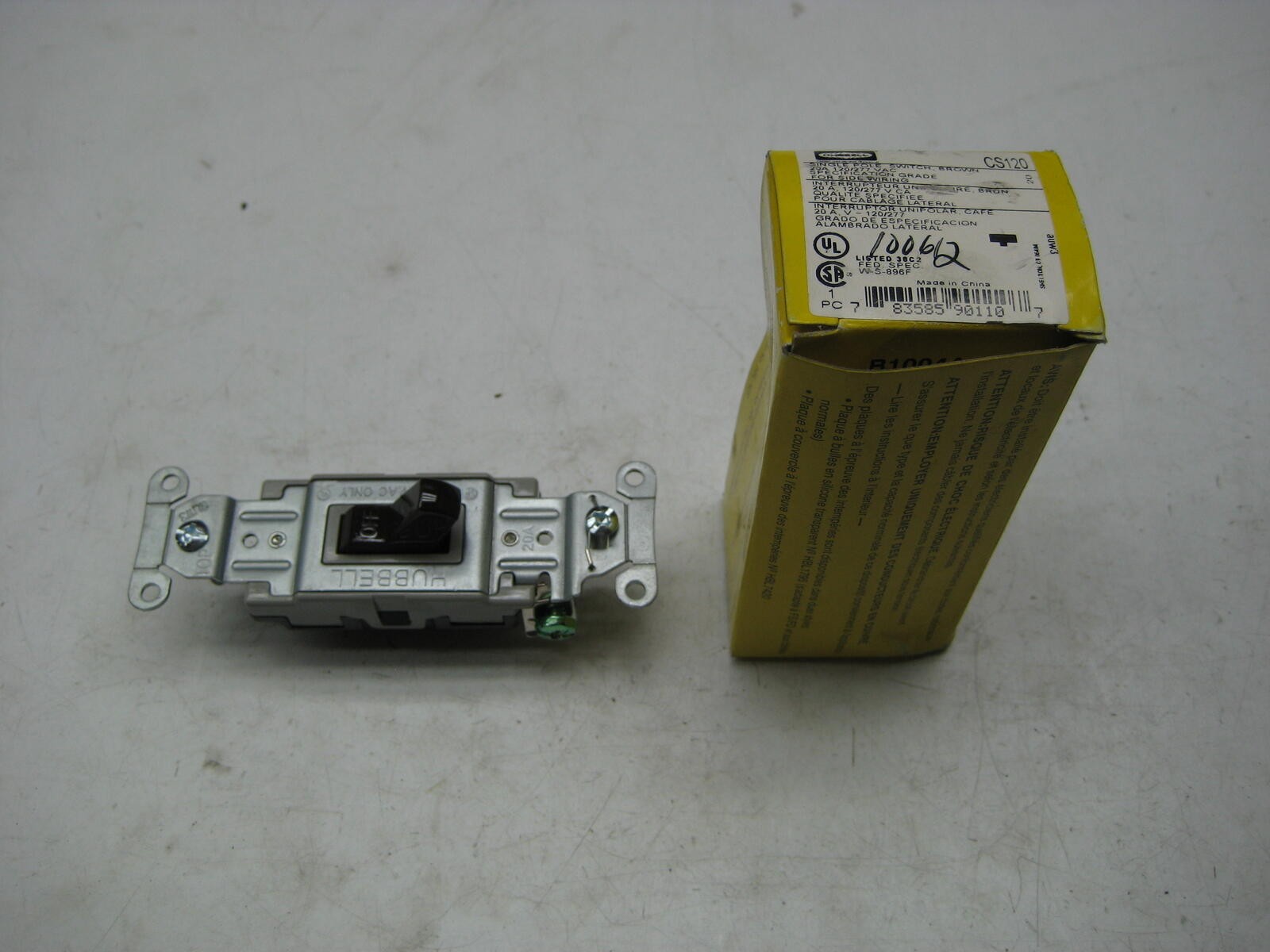 HUBBELL CS120 SINGLE POLE SWITCH NSMP
