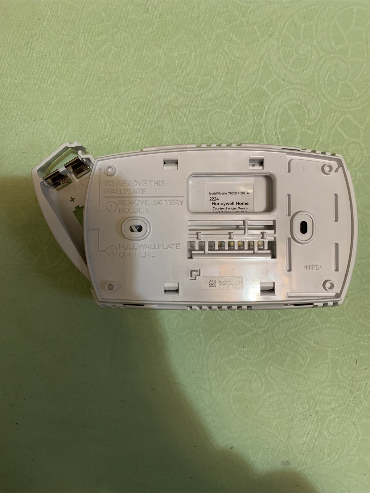 Honeywell YTH5320R1025 Wireless Non-Programmable FocusPRO Kit with Wireless Adap