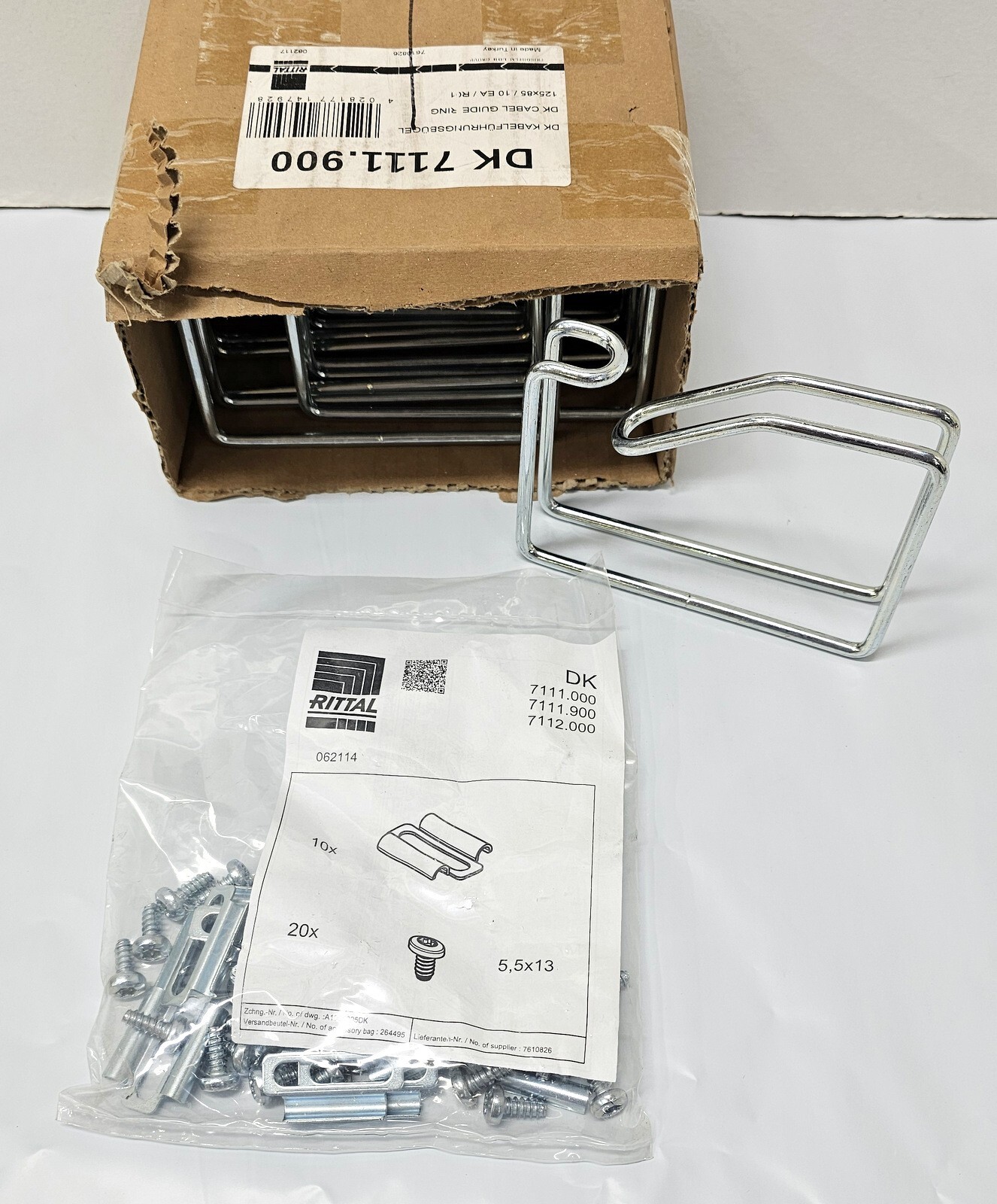 Box Of 10 ~ RITTAL DK Cable Guide Ring Routing Bracket ~ 7111900 ~ 125x85mm