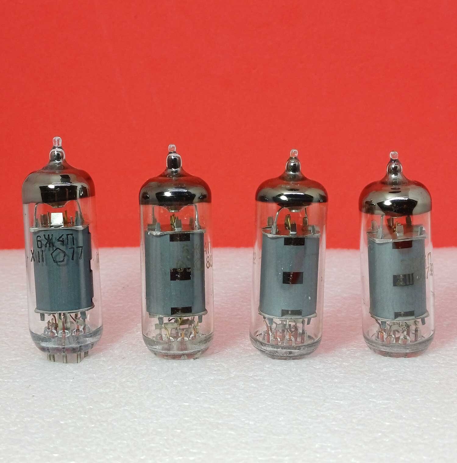 4pcs  x 6J4P  ( ~ 6AU6  ~ EF94 ~ 754 ) USSR vintage Tube = DDP