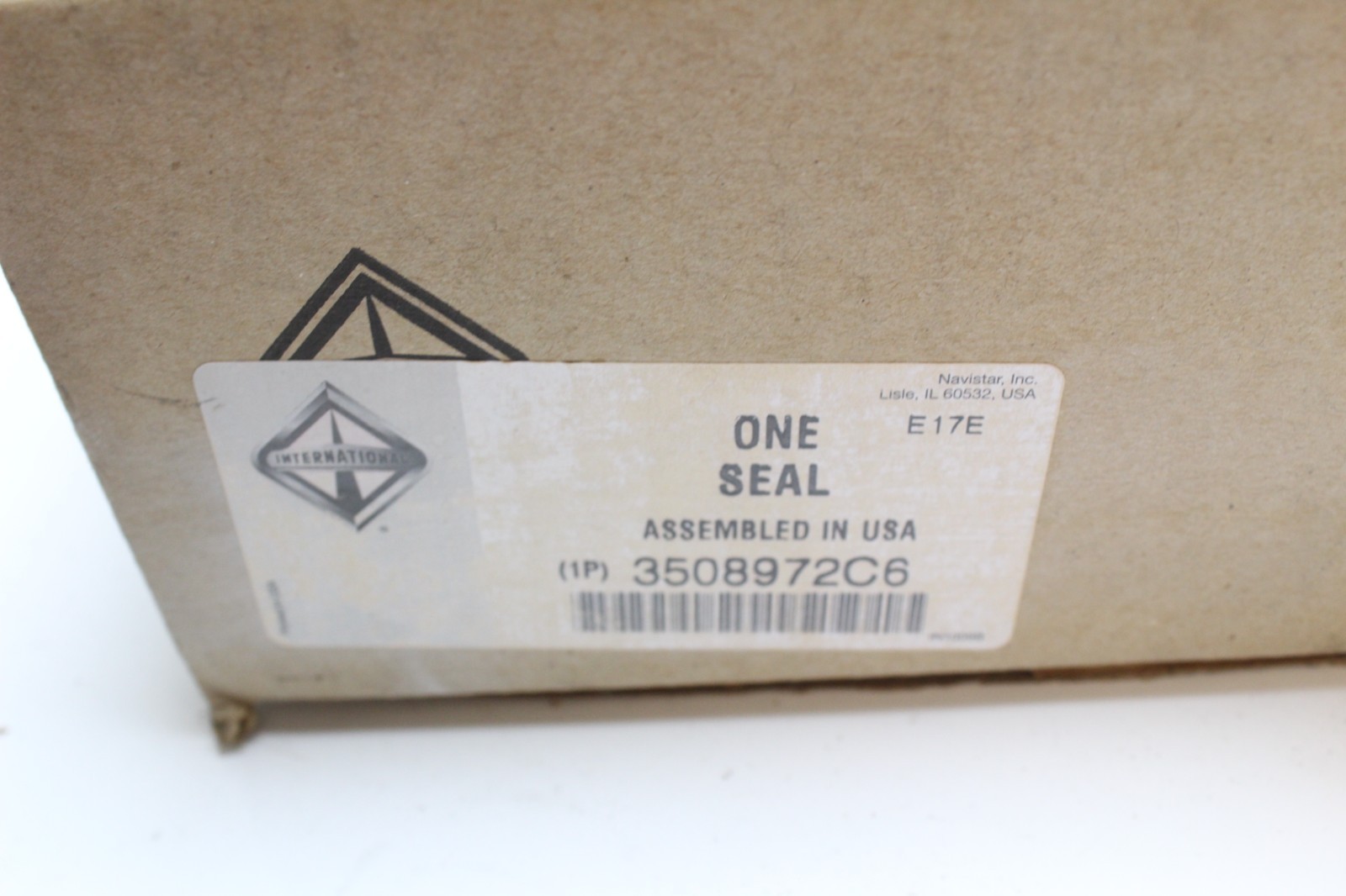 Genuine International Front Cab Door Seal 3508972C6 Sealed Box