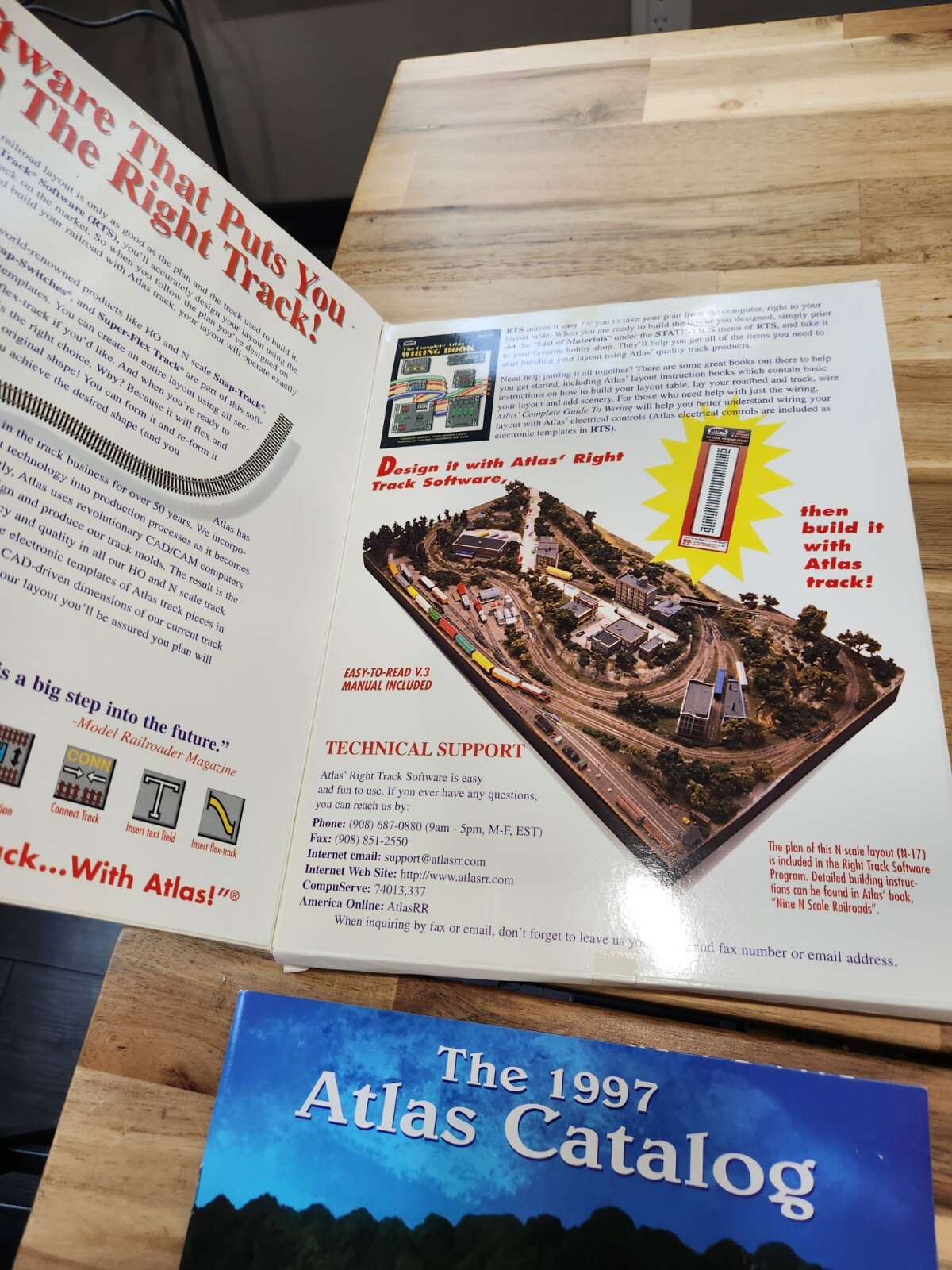 Atlas Right Track Modern Railroad Layout Design Software, PC, 3.5" Disc
