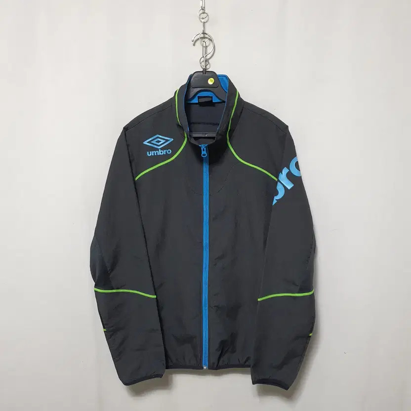 Umbro Men's Spring/Fall Windbreaker M