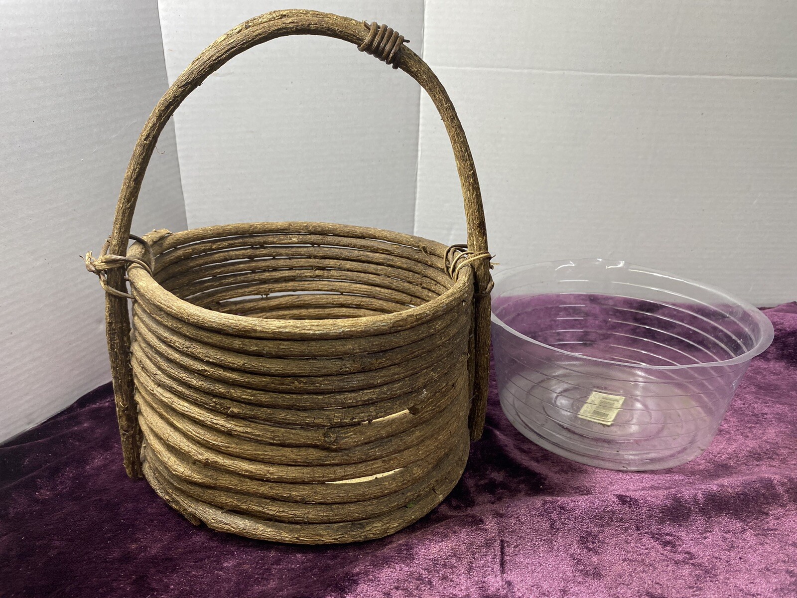 Primitive Folk Wood Bent Vine Coiled Rattan Basket 10” W Planter Liner J44