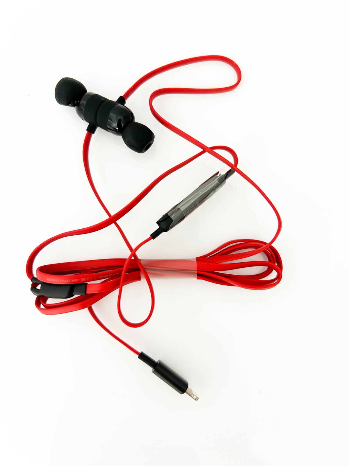 URBEATS3 urBeats 3 Wired Headphones w. Lightning Connector - Defiant Red