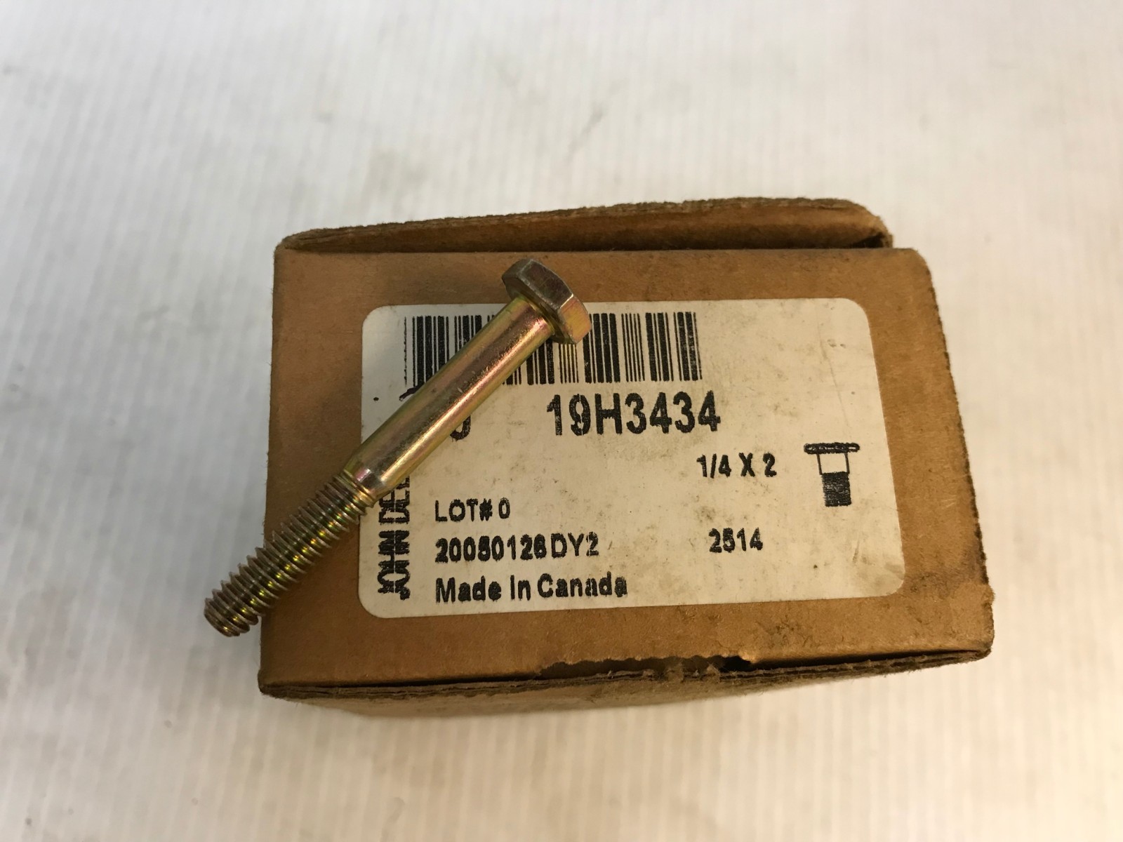 19H3434  GENUINE John Deere  CAP SCREW  BOLT  Replaces 810089200 & 3100243