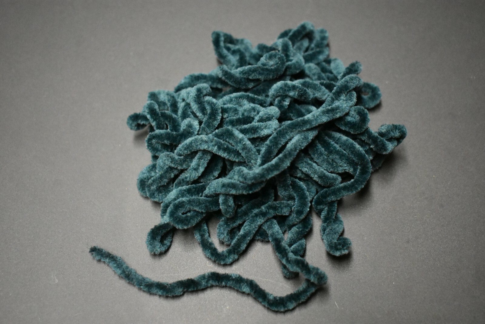 5 Yards 1/4"  DARK HUNTER GREEN  Round Chenille for Fly Tying