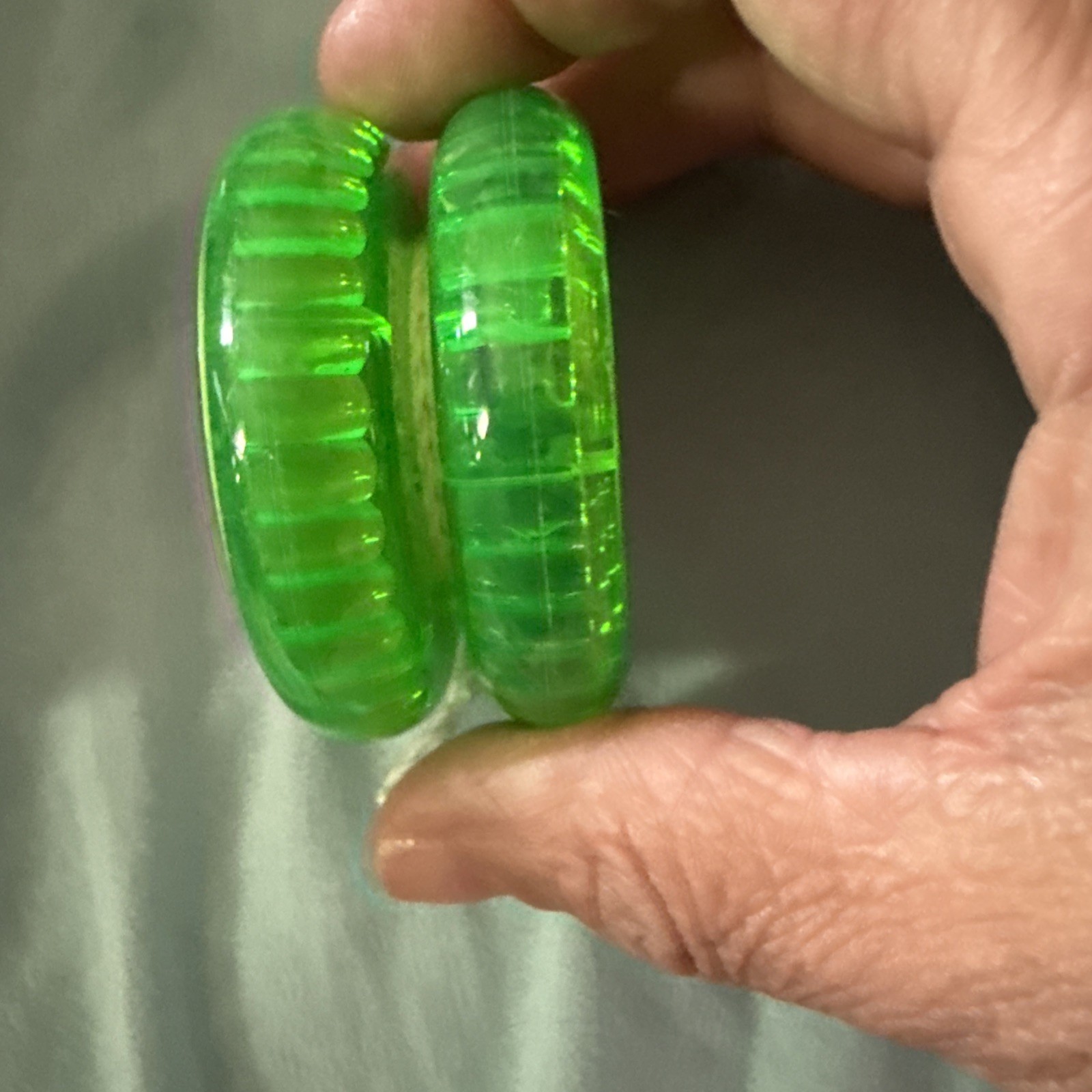 High Speed Light Up Super Yo-yo In Green