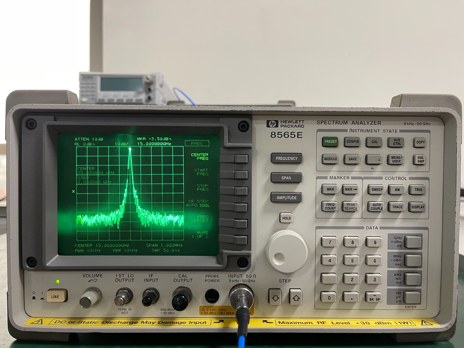 Agilent Keysight 8565E 9KHz - 50GHz Spectrum Analyzer w/ 85620A module_1299