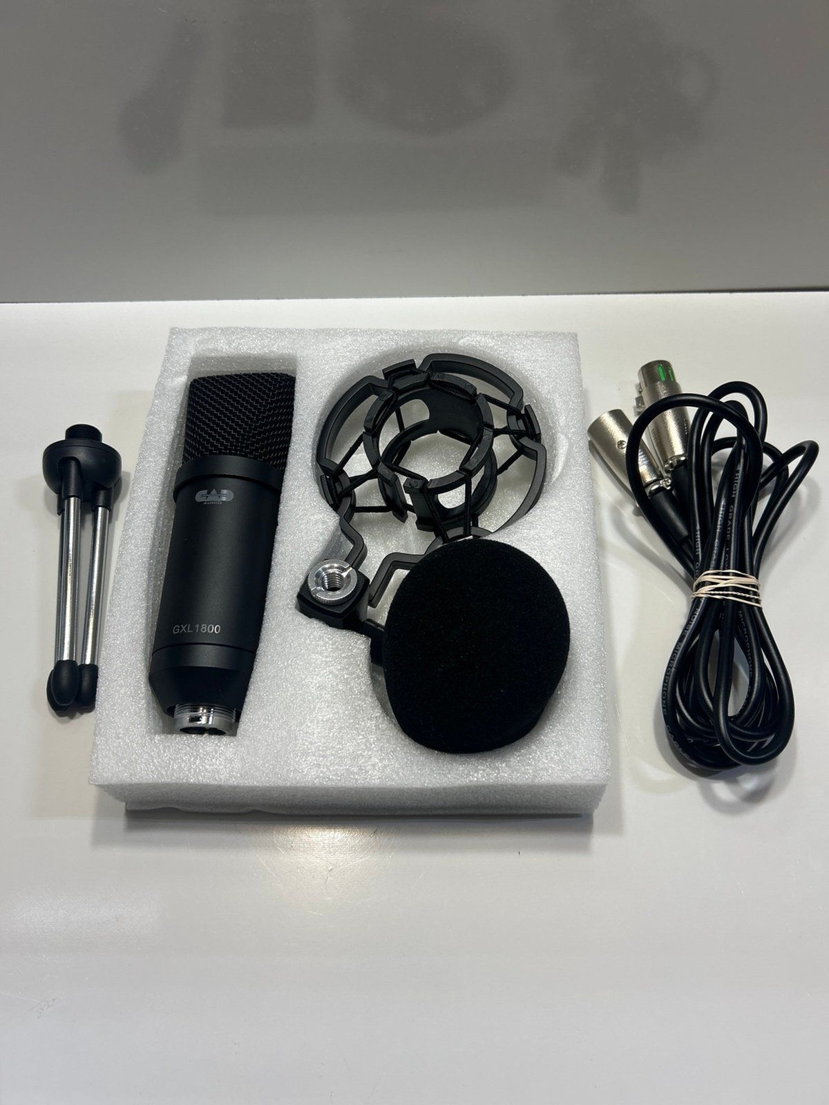 CAD Audio GXL1800 Large Format Side Address Condenser Microphone