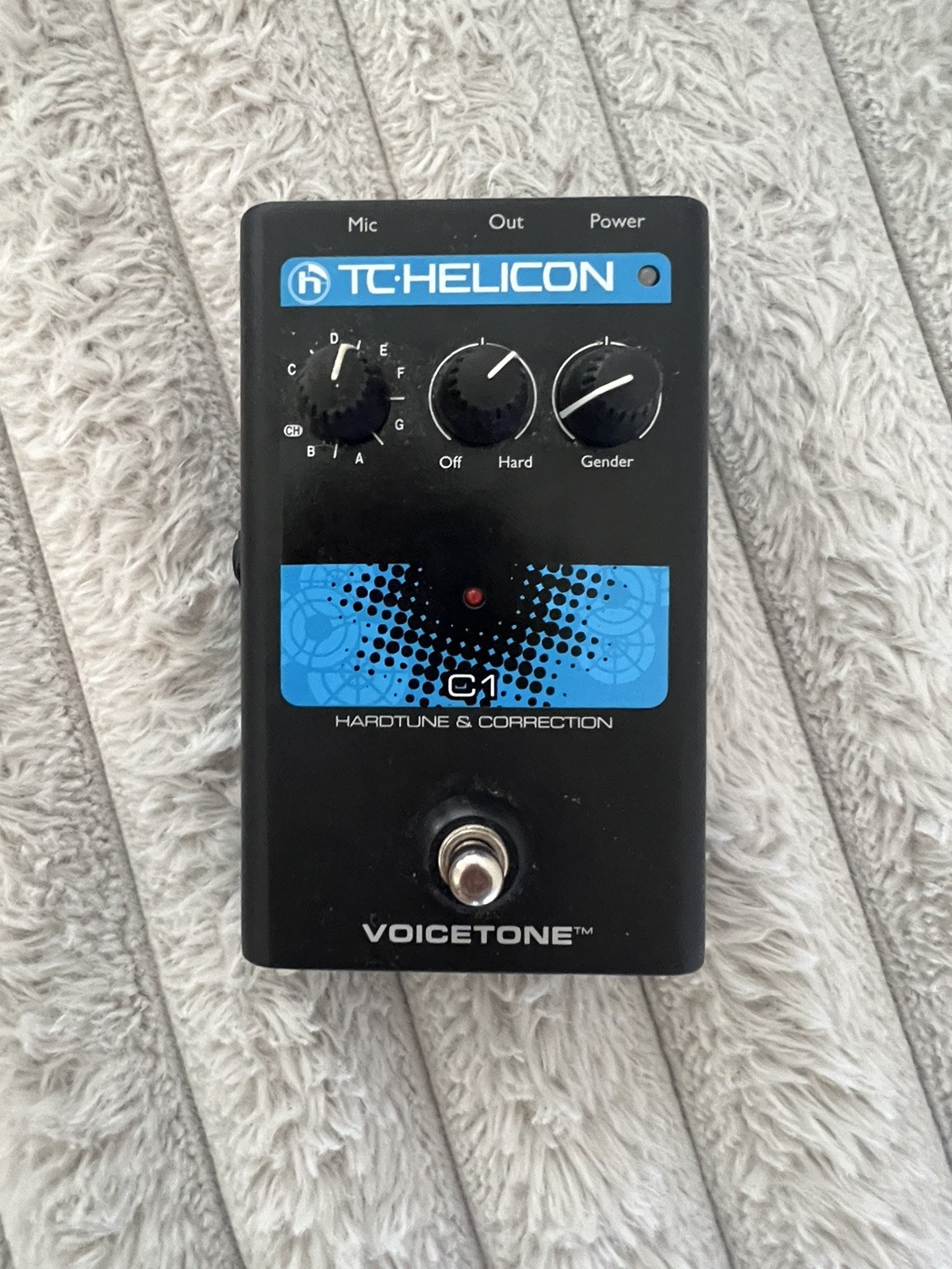 TC Helicon C1 Hardtune Correction Vocal Effects Pedal