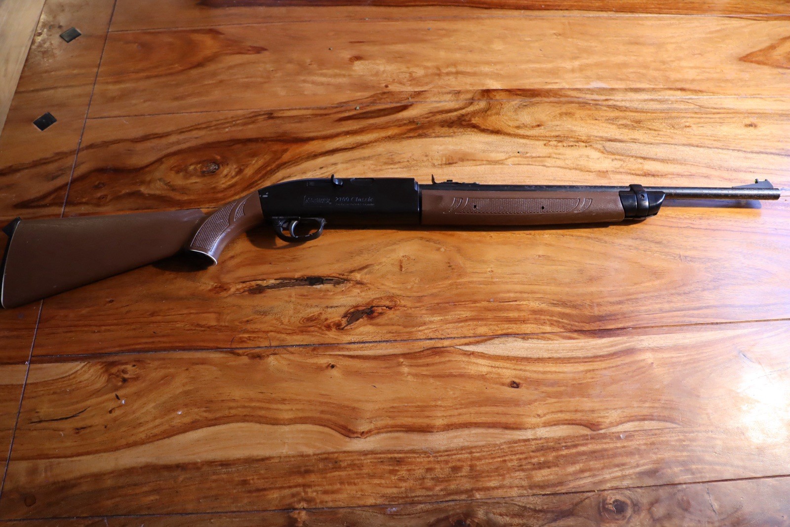 Late 90’s Crosman 2100  Pump 1.77 cal. BB / Pellet Rifle, (Outside Barrel Rust)