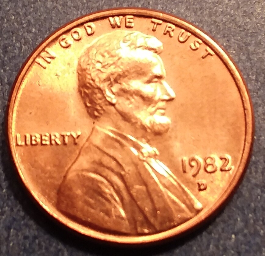 1982-D Brilliant Uncirculated Lincoln Cent.  Ships Free.  BU condition.