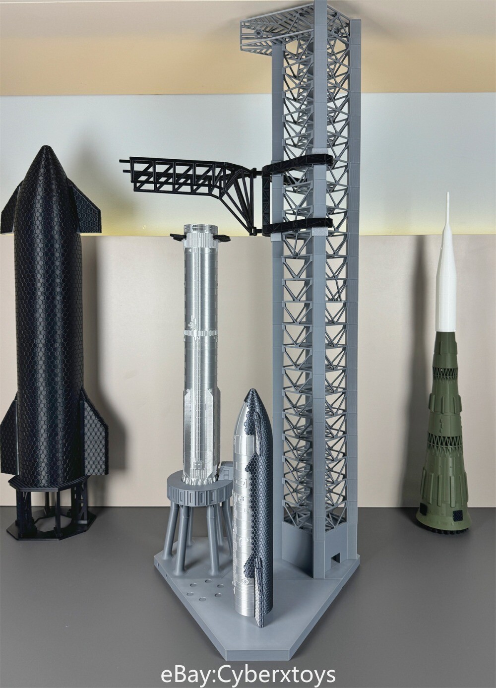 1:200 SpaceX Starship with Launch Site Rocket Model High Precision