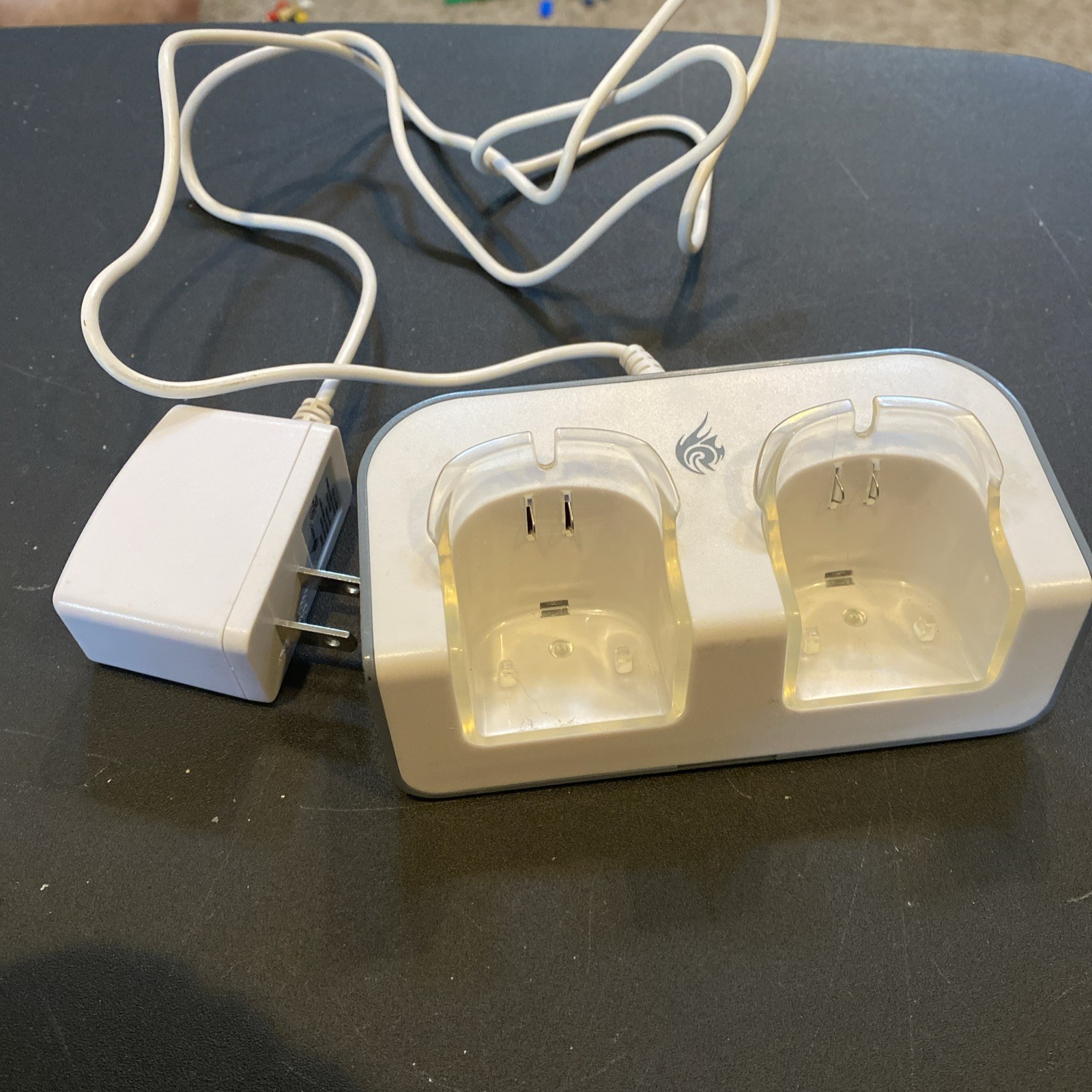 React RT6202 recharge dock for Nintendo Wii