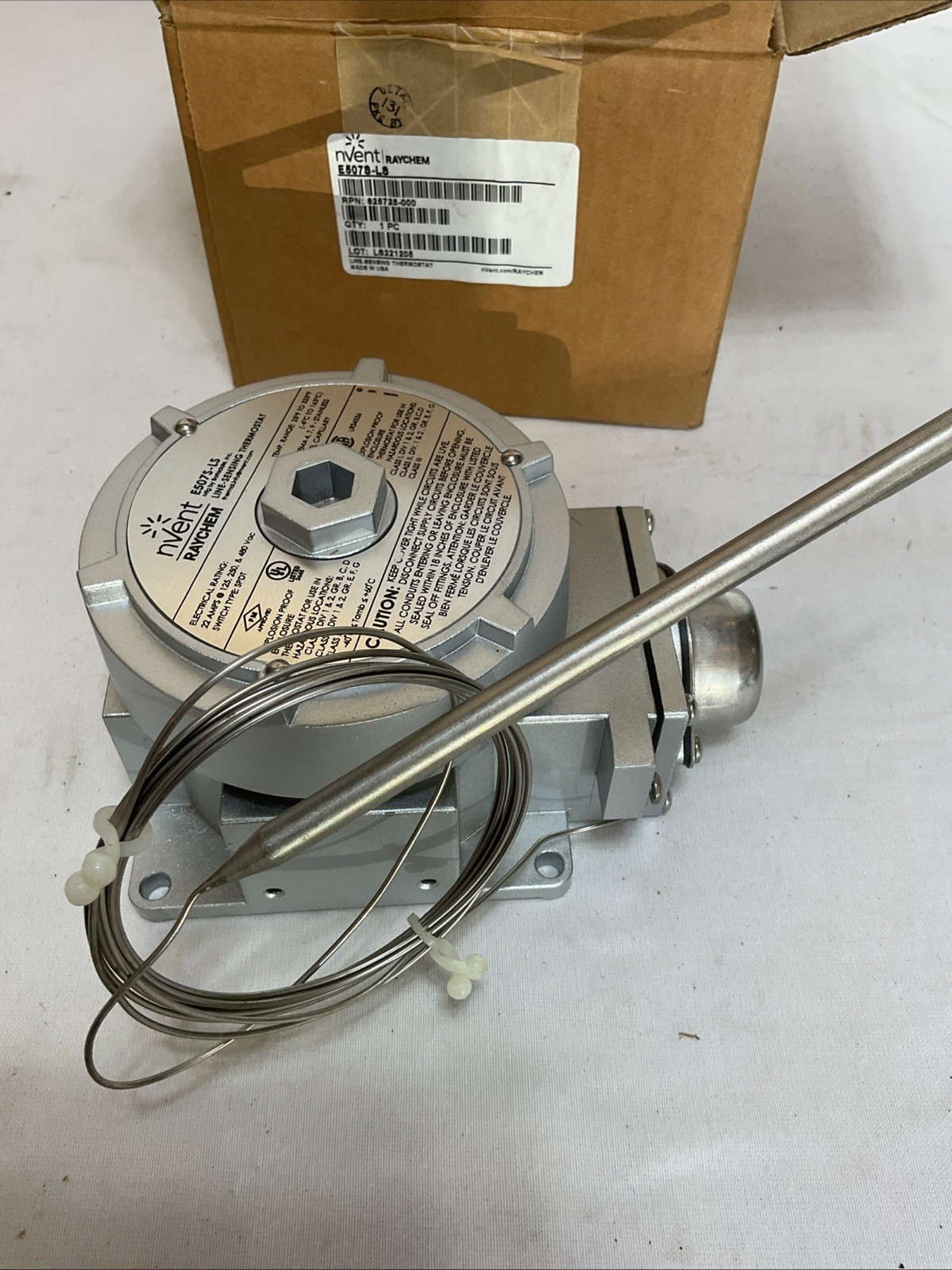 Raychem E507S-LS Line-Sensing Thermostat NEW