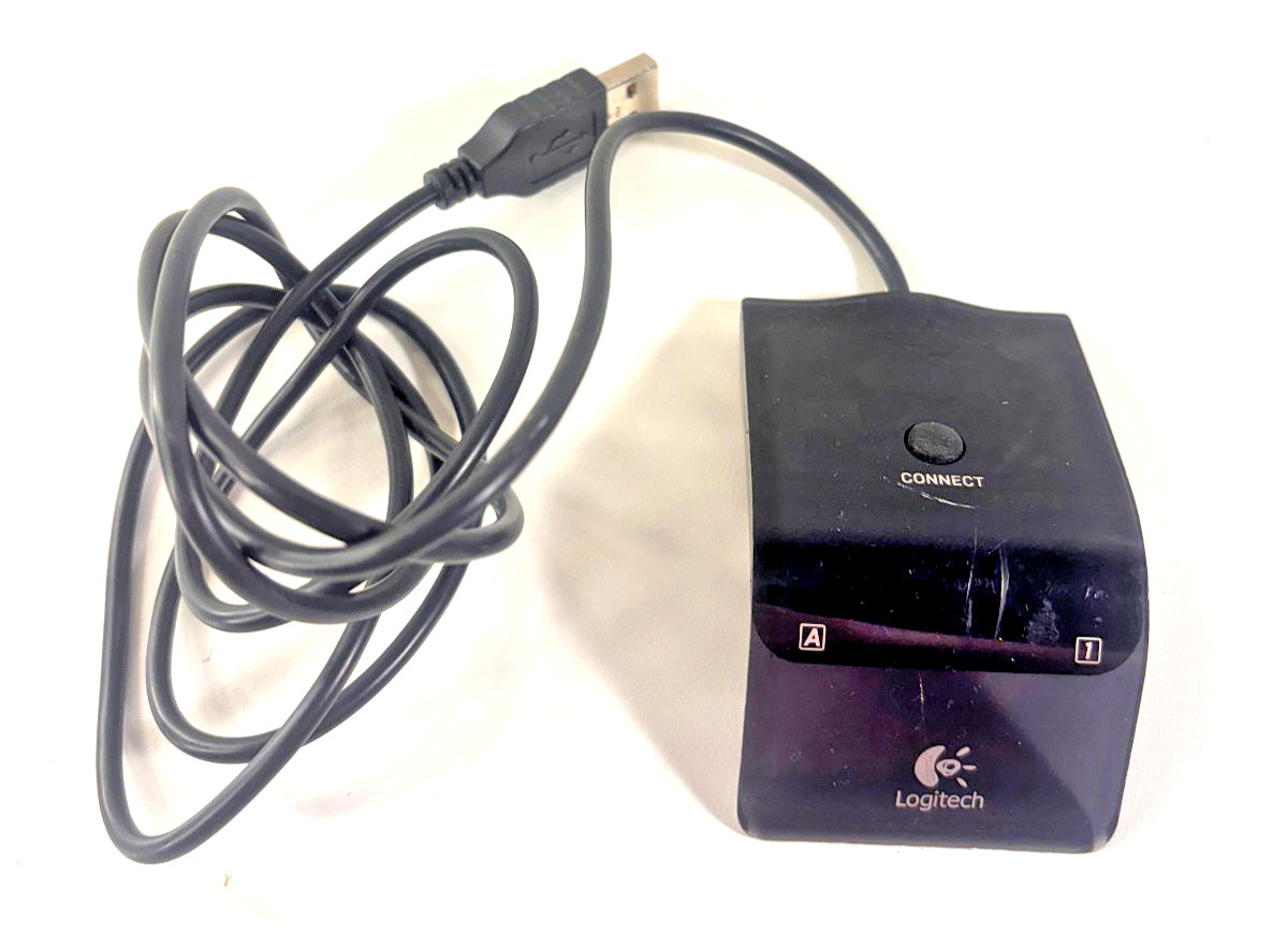 Logitech - C-BT44 - 810-000908 Wireless USB Receiver Only